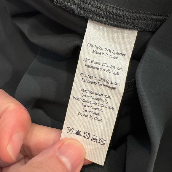 Alo Dark Gray High-Waist Ripped Warrior Legging / small - Picture 7 of 13